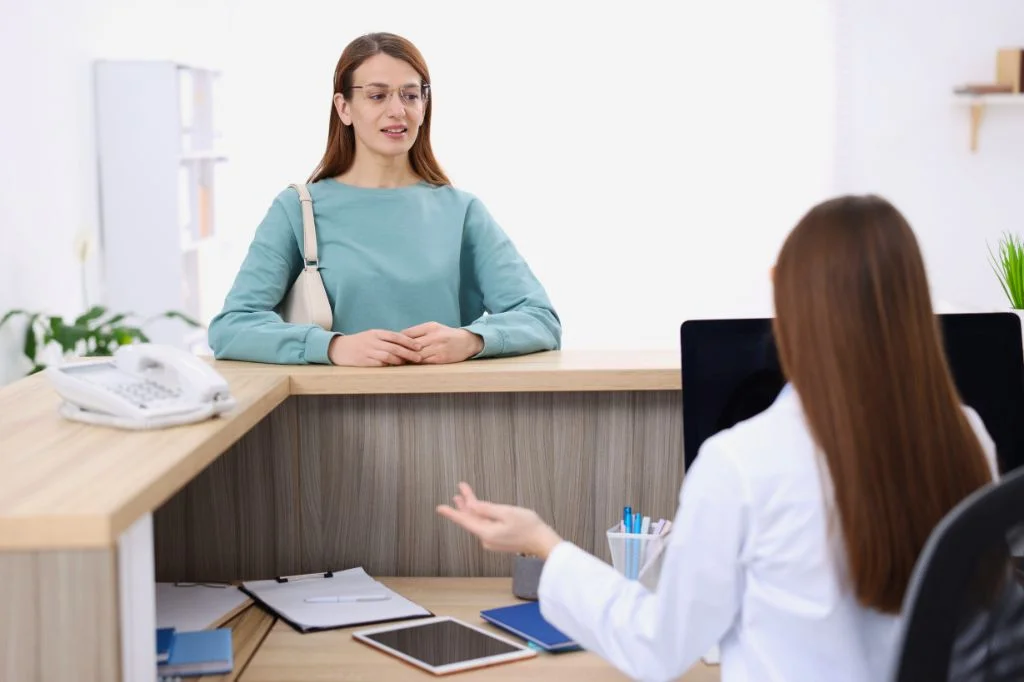 Smooth administrative and insurance process for an internist consultation at Hydro Medical Bali.
