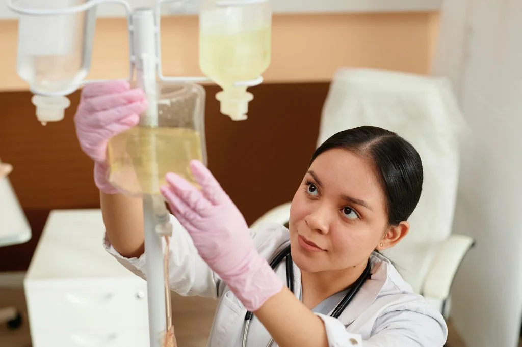 IV hydration therapy for rapid skin repair and cooling sun-induced inflammation.