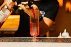 Bali’s vibrant nightlife in Seminyak can lead to significant dehydration if not managed properly.